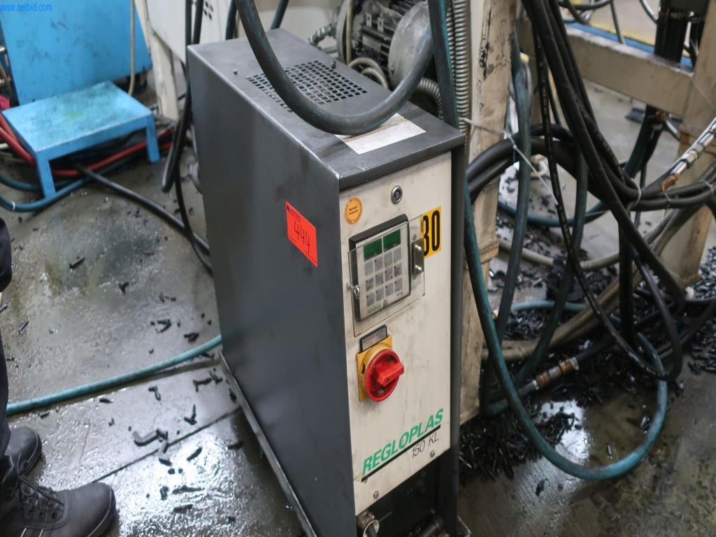 Stroji in tehnična oprema na področju brizganja plastike (1600 - 23000 kN)-9