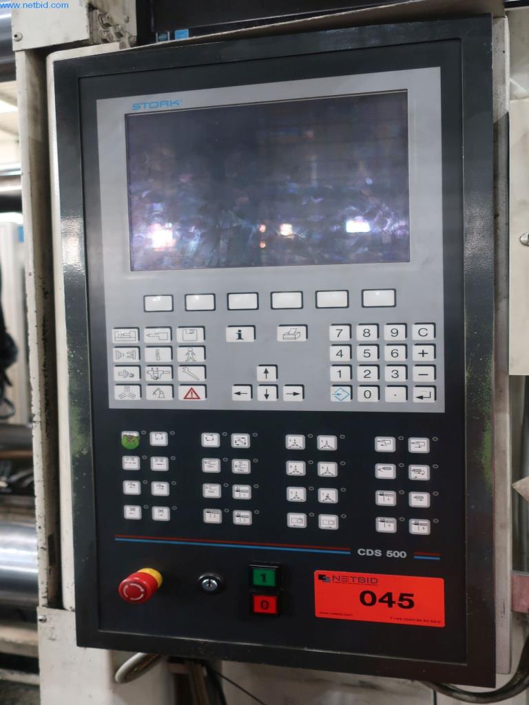 Machines and technical systems in the field of plastic injection molding (1600 - 23000 kN)-4