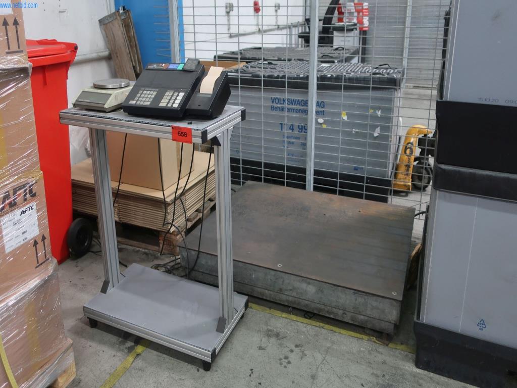 Stroje a technická zařízení v oblasti vstřikování plastů (1600 - 23000 kN)-1