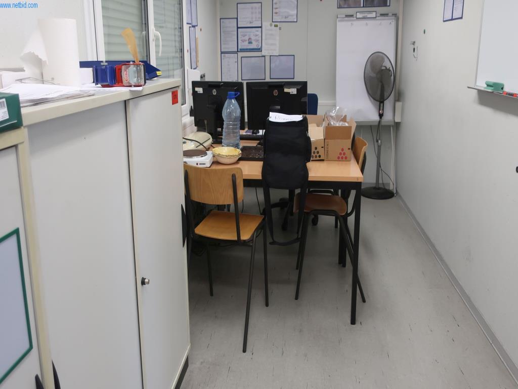 Máquinas y equipos técnicos en el ámbito del moldeo por inyección de plásticos (1600 - 23000 kN)-1