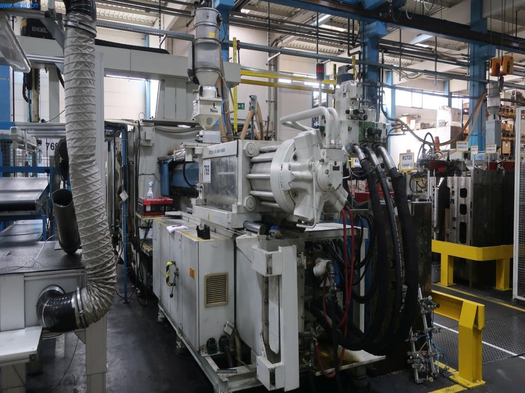 Maszyny i urządzenia techniczne w dziedzinie formowania wtryskowego tworzyw sztucznych (1600 - 23000 kN)-1
