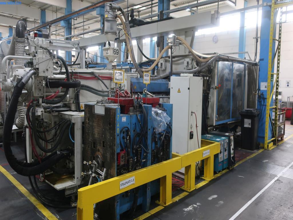Maszyny i urządzenia techniczne w dziedzinie formowania wtryskowego tworzyw sztucznych (1600 - 23000 kN)-2
