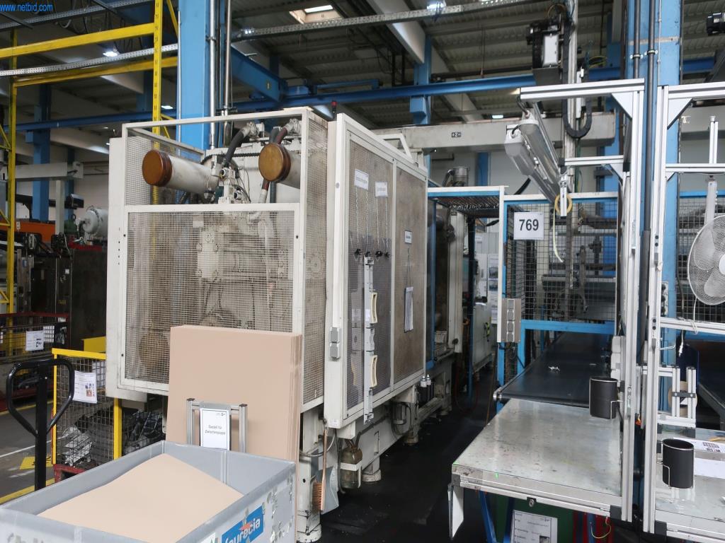 Maszyny i urządzenia techniczne w dziedzinie formowania wtryskowego tworzyw sztucznych (1600 - 23000 kN)-3