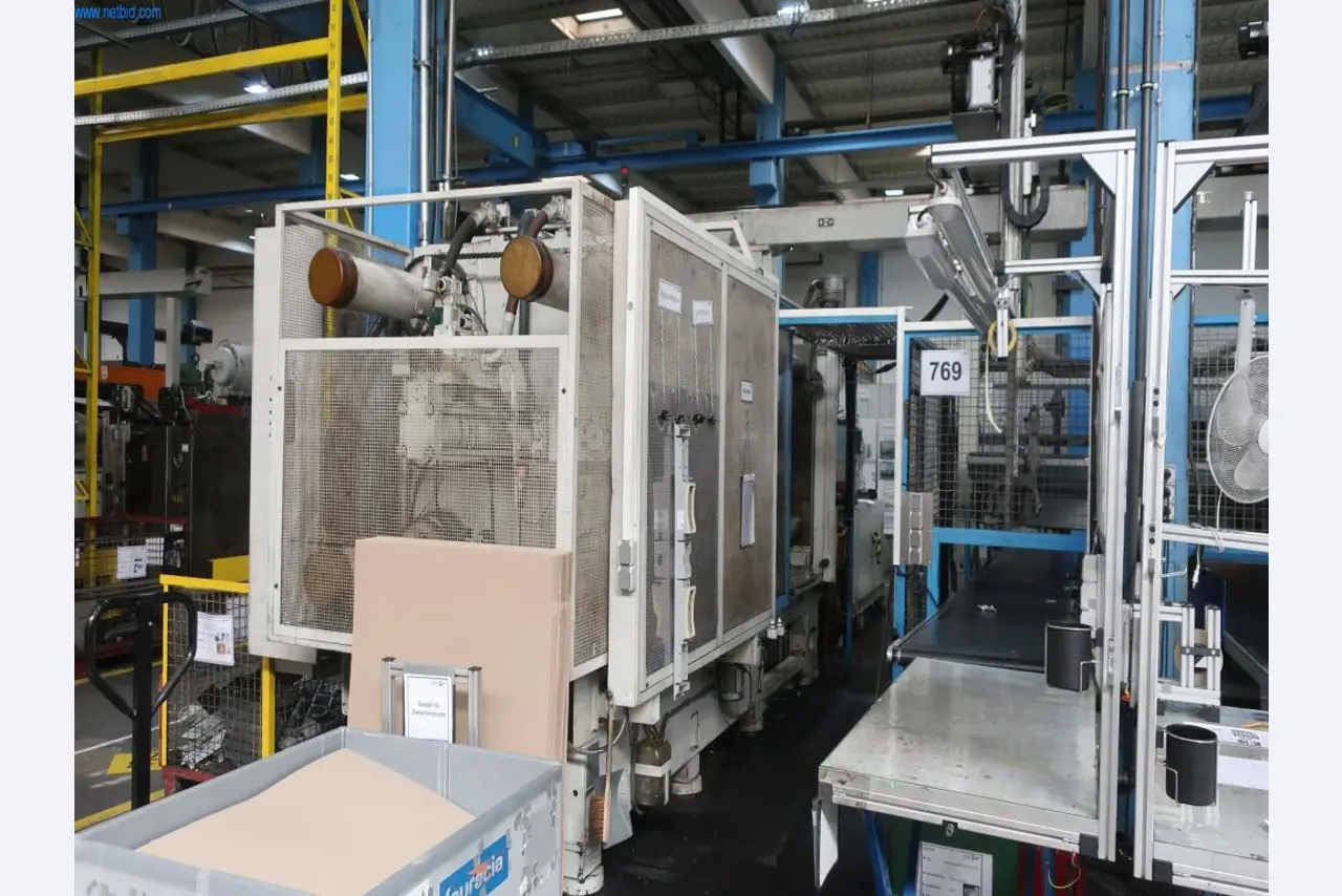 Máquinas y equipos técnicos en el ámbito del moldeo por inyección de plásticos (1600 - 23000 kN)-3