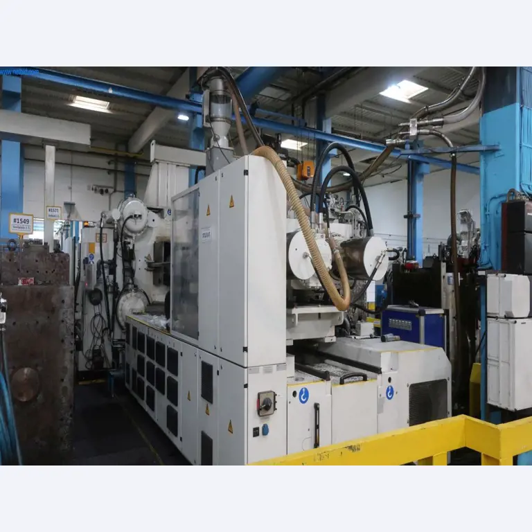 Machines et installations techniques du secteur de l'injection plastique (1600 - 23000 kN)-2