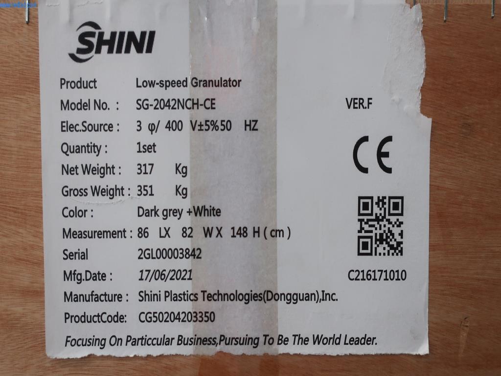 Stroje a technická zařízení v oblasti vstřikování plastů (1600 - 23000 kN)-2