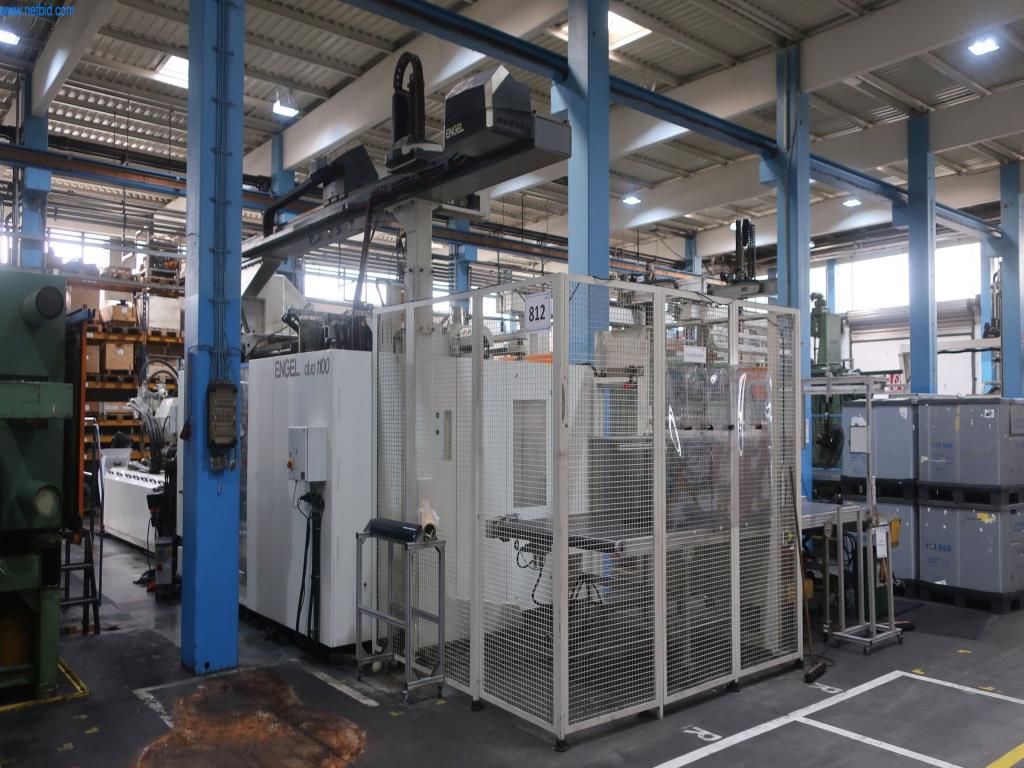 Maschinen und technische Anlagen aus dem Bereich Kunststoffspritzguss (1600 - 23000 kN)-3