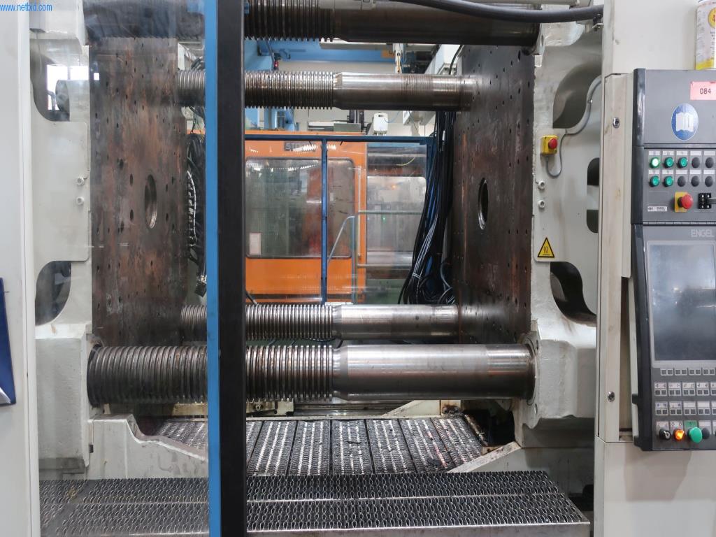Maschinen und technische Anlagen aus dem Bereich Kunststoffspritzguss (1600 - 23000 kN)-4