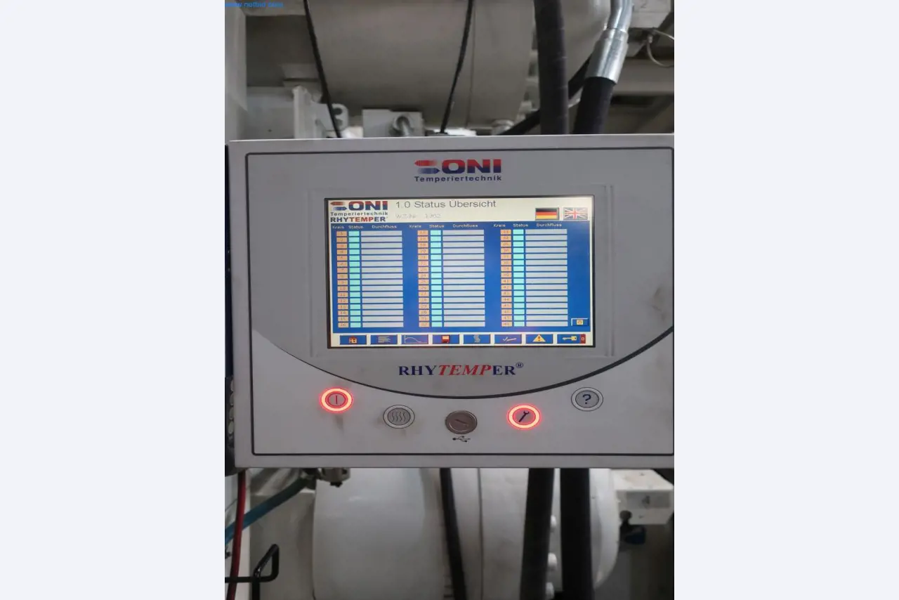 Máquinas y equipos técnicos en el ámbito del moldeo por inyección de plásticos (1600 - 23000 kN)-6