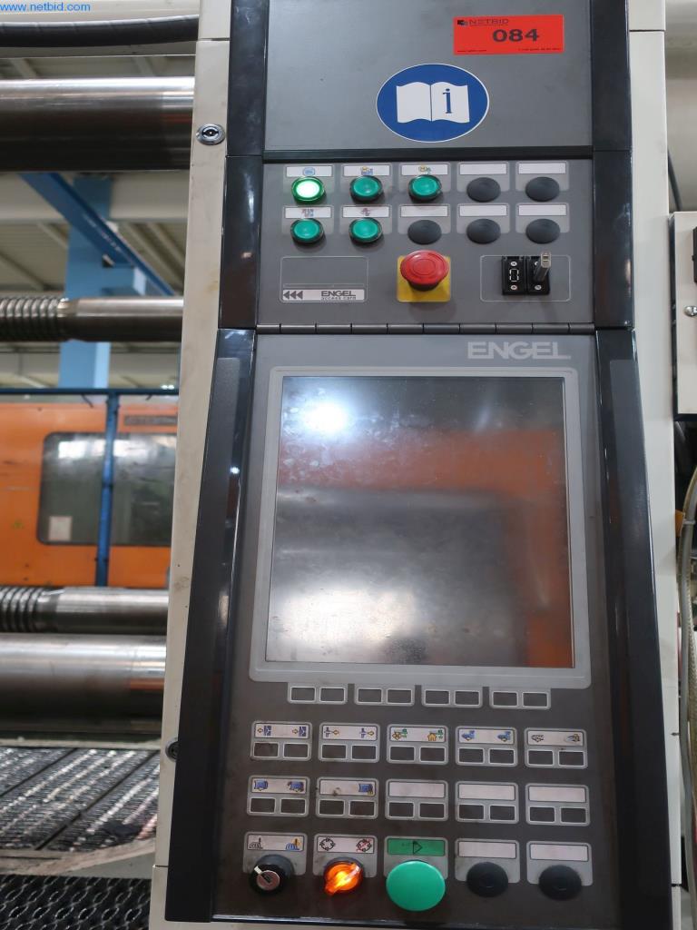 Maschinen und technische Anlagen aus dem Bereich Kunststoffspritzguss (1600 - 23000 kN)-7