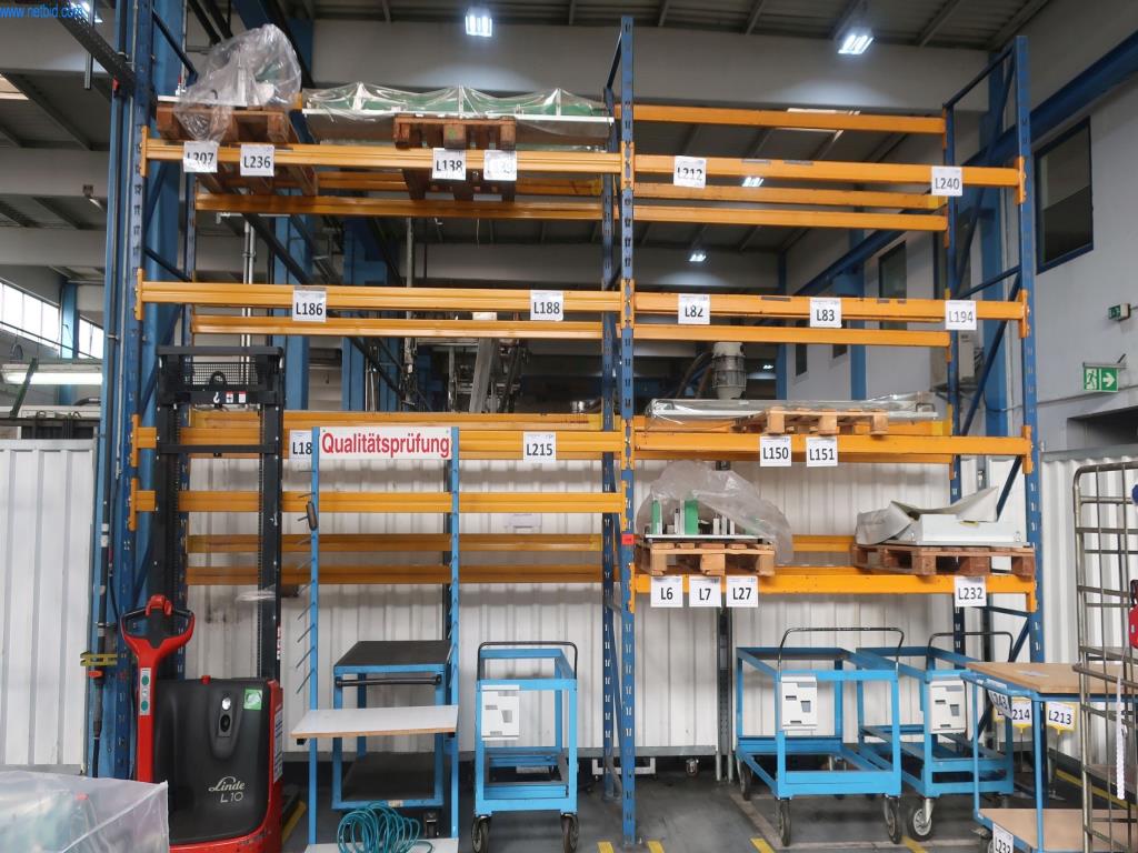 Stroje a technická zařízení v oblasti vstřikování plastů (1600 - 23000 kN)-2