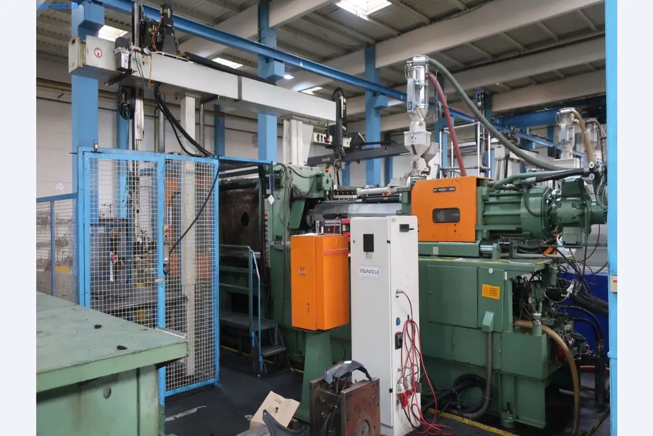 Machines en technische uitrusting op het gebied van kunststof spuitgieten (1600 - 23000 kN)-3