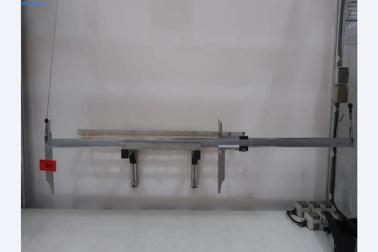 Máquinas y equipos técnicos en el ámbito del moldeo por inyección de plásticos (1600 - 23000 kN)-1