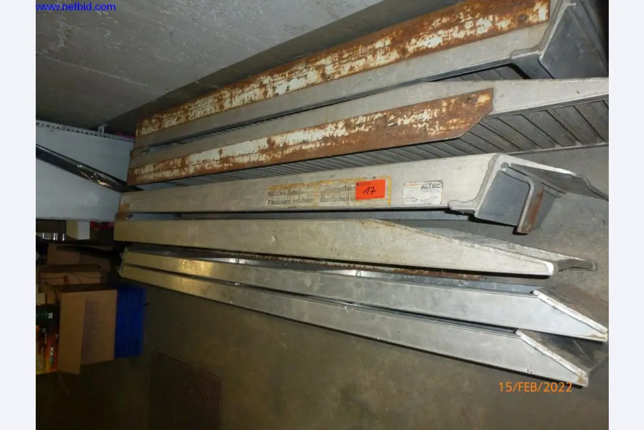 Maschinen aus dem Bereich Gartenpflege -2