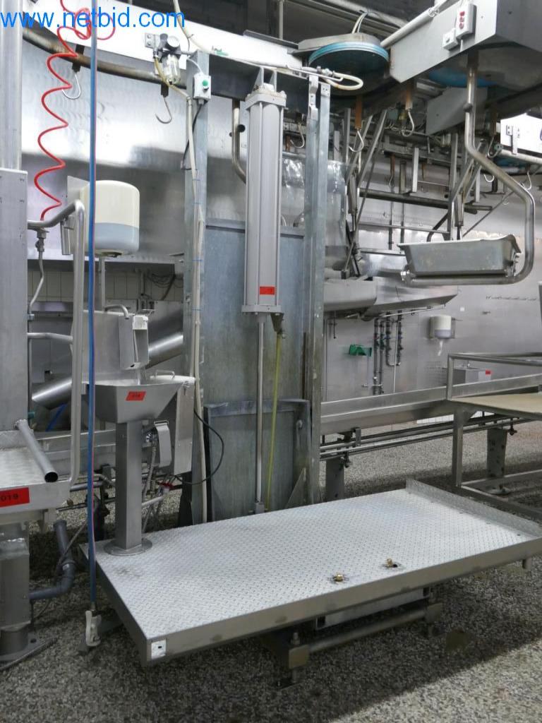 Estación de extracción de sangre de un matadero-3