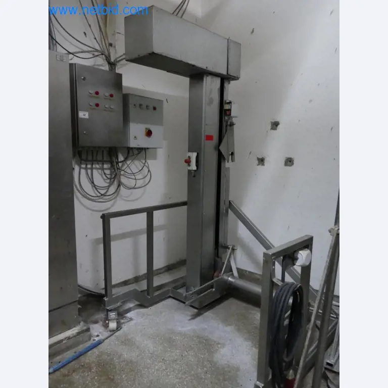 Blood collection station from a Slaughterhouse -5