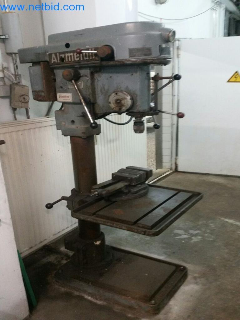 Estación de extracción de sangre de un matadero-1