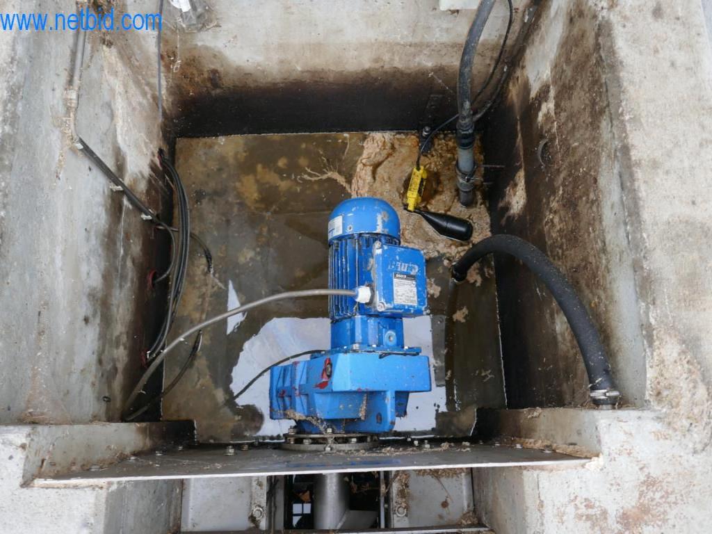 Estación de extracción de sangre de un matadero-7