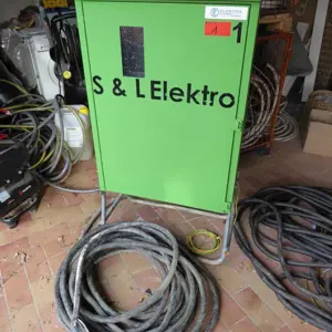 Razdelilna omarica za električno energijo na lokaciji Elektra Tailfingen AV 63/6211-2