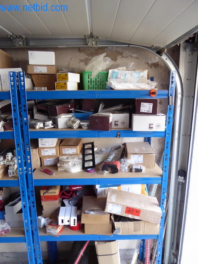 Stroje a vozidla z odvětví elektroinstalace a fotovoltaiky-1