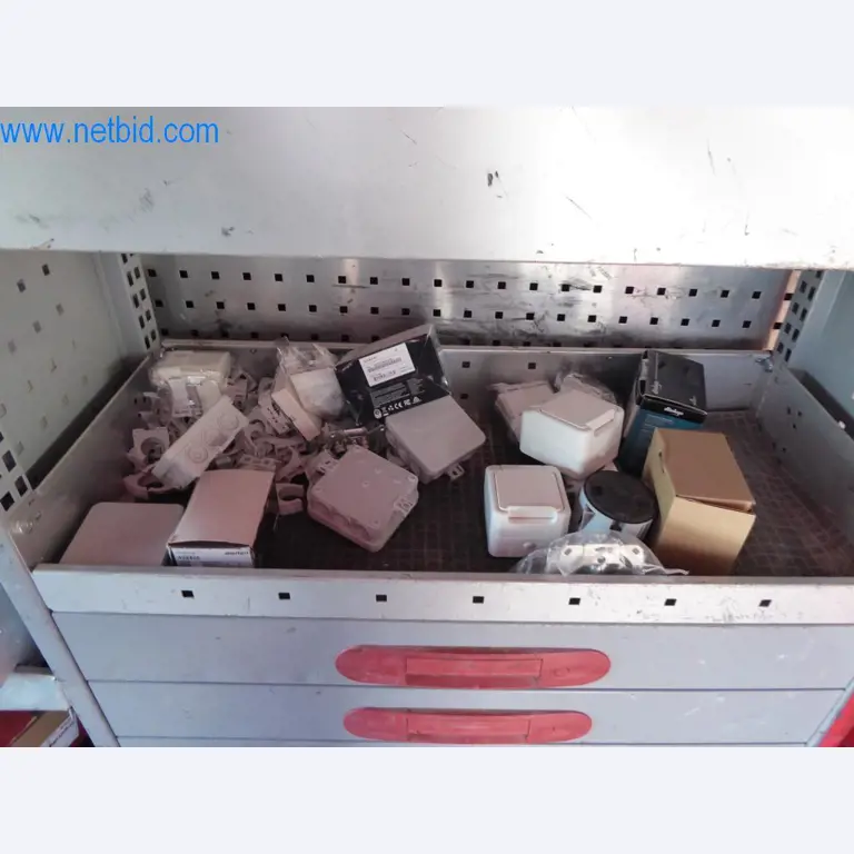 Maszyny i pojazdy z sektorów instalacji elektrycznych i fotowoltaiki-4