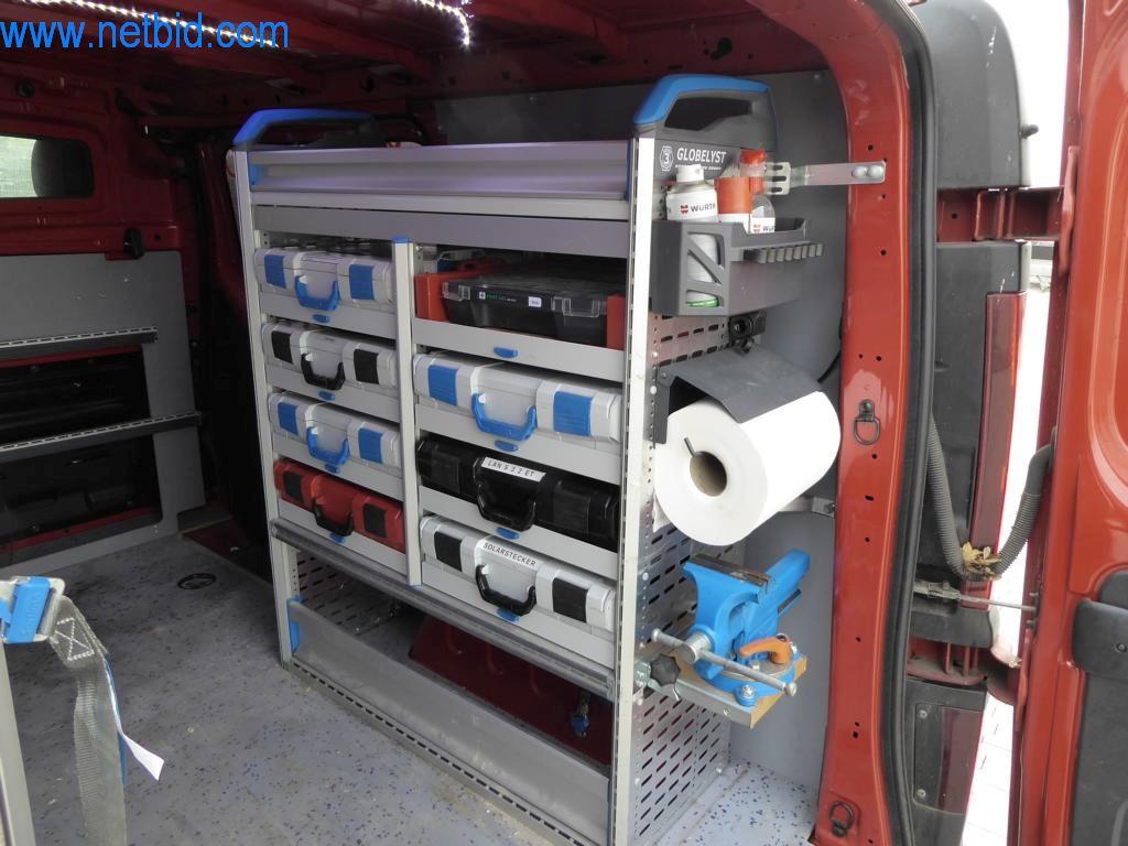 Stroje a vozidla z odvětví elektroinstalace a fotovoltaiky-14