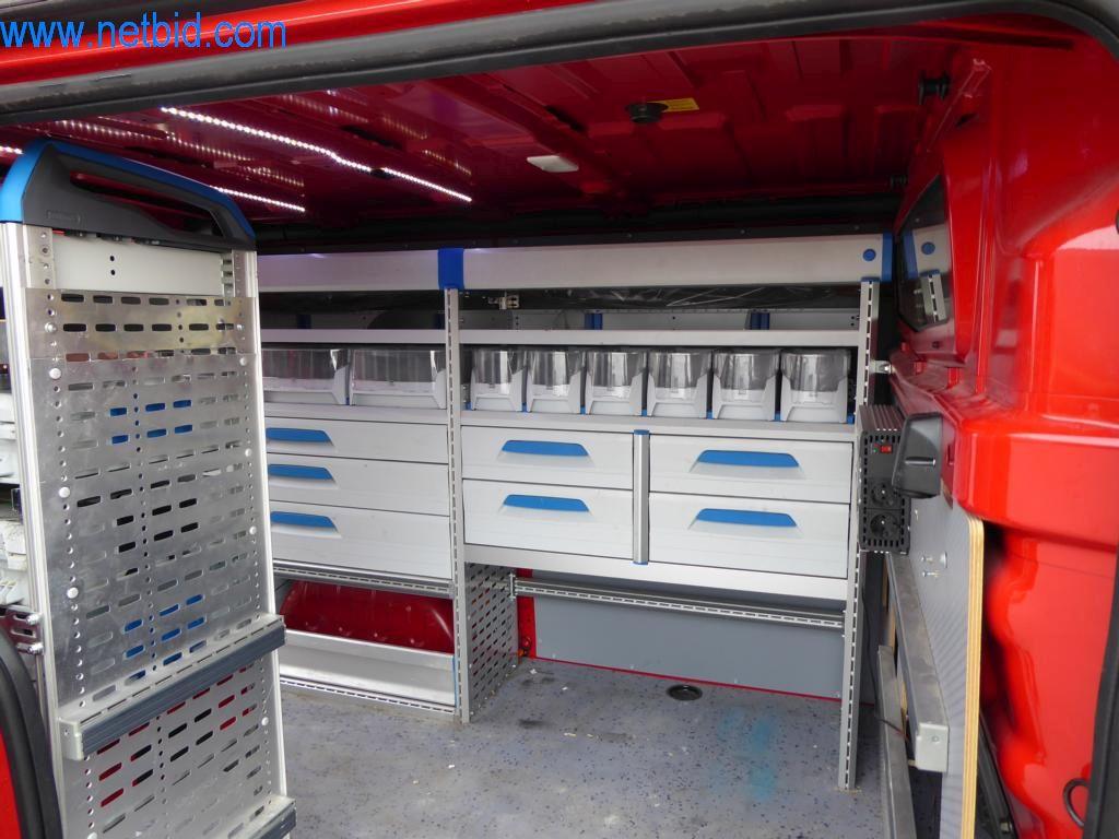 Stroje a vozidla z odvětví elektroinstalace a fotovoltaiky-18