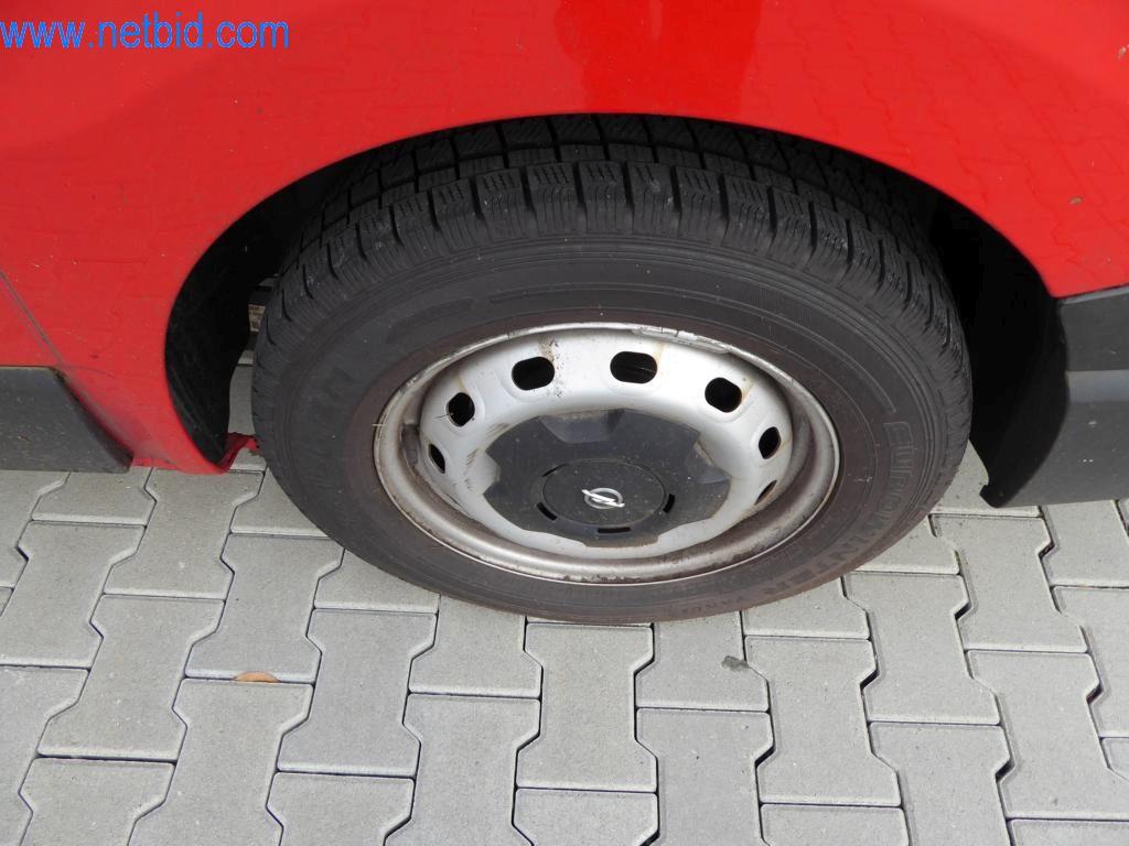 Stroje a vozidla z odvětví elektroinstalace a fotovoltaiky-26