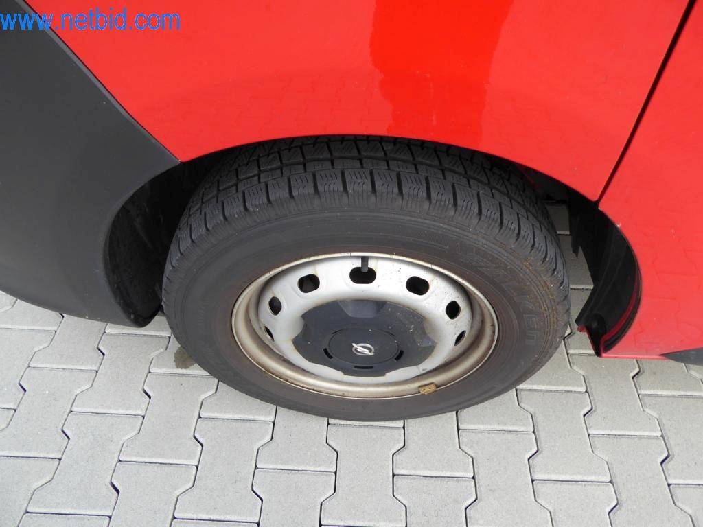 Stroje a vozidla z odvětví elektroinstalace a fotovoltaiky-27