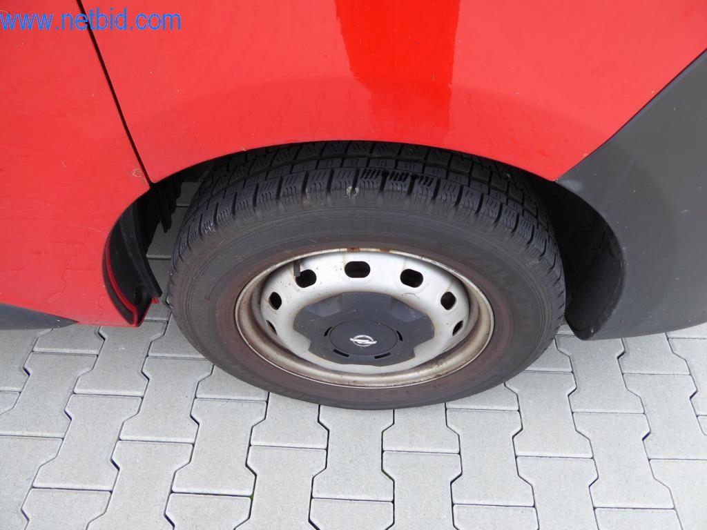 Stroje a vozidla z odvětví elektroinstalace a fotovoltaiky-28