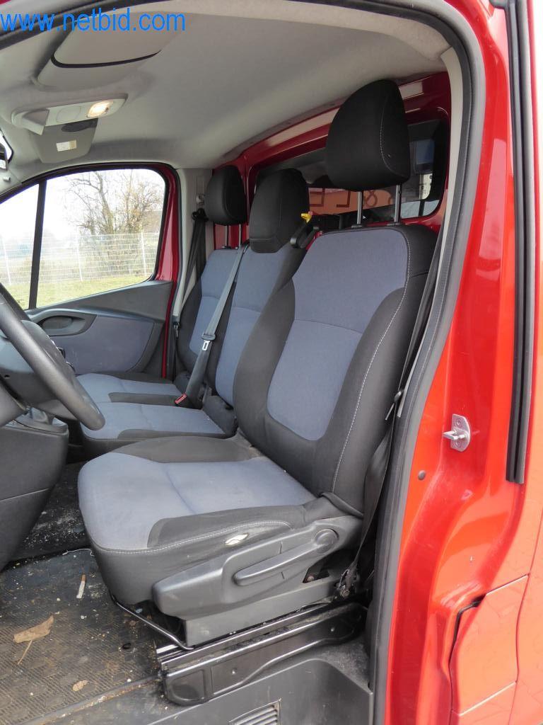 Stroje a vozidla z odvětví elektroinstalace a fotovoltaiky-31