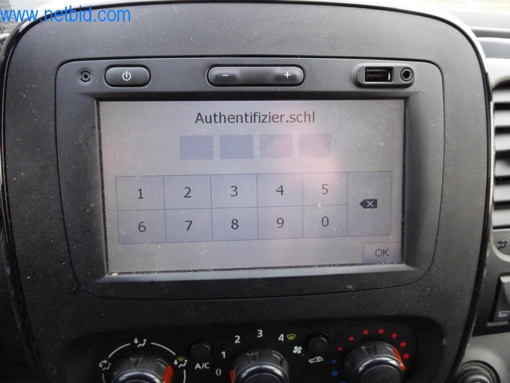 Stroje a vozidla z odvětví elektroinstalace a fotovoltaiky-7