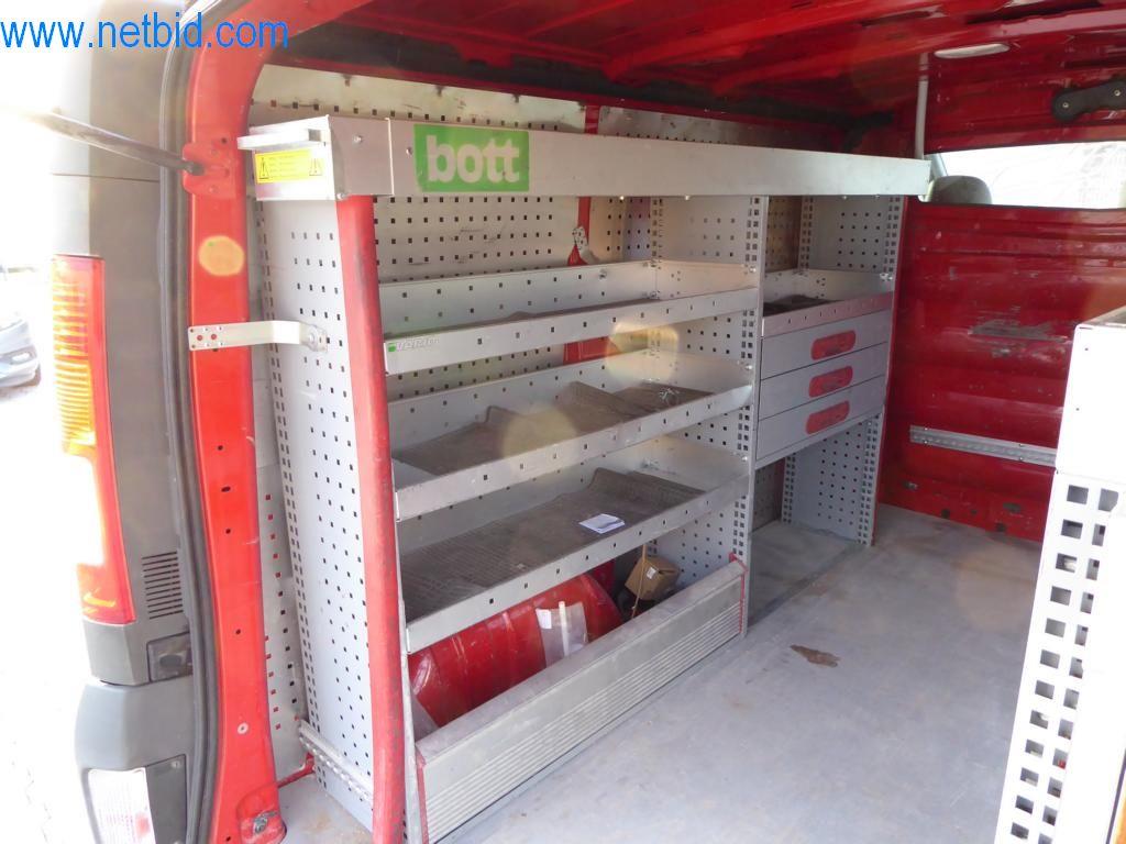 Stroje a vozidla z odvětví elektroinstalace a fotovoltaiky-15