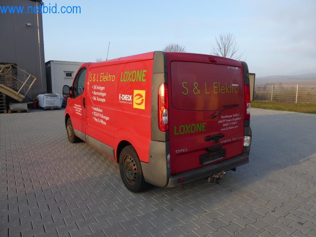 Stroje a vozidla z odvětví elektroinstalace a fotovoltaiky-20