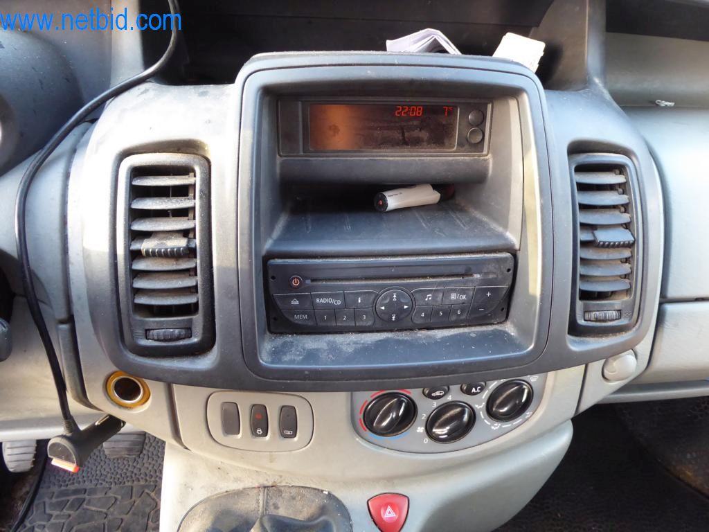 Stroje a vozidla z odvětví elektroinstalace a fotovoltaiky-8