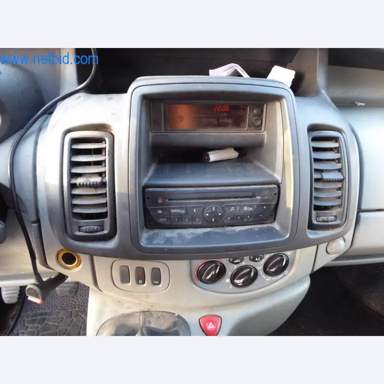 Maschinen und Fahrzeuge aus dem Bereich Elektroinstallation und Photovoltaik-8