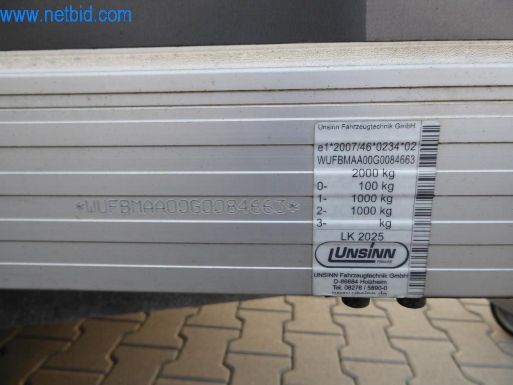 Stroje a vozidla z odvětví elektroinstalace a fotovoltaiky-7