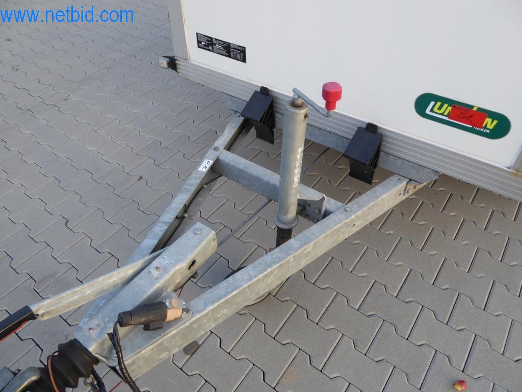 Stroje a vozidla z odvětví elektroinstalace a fotovoltaiky-9