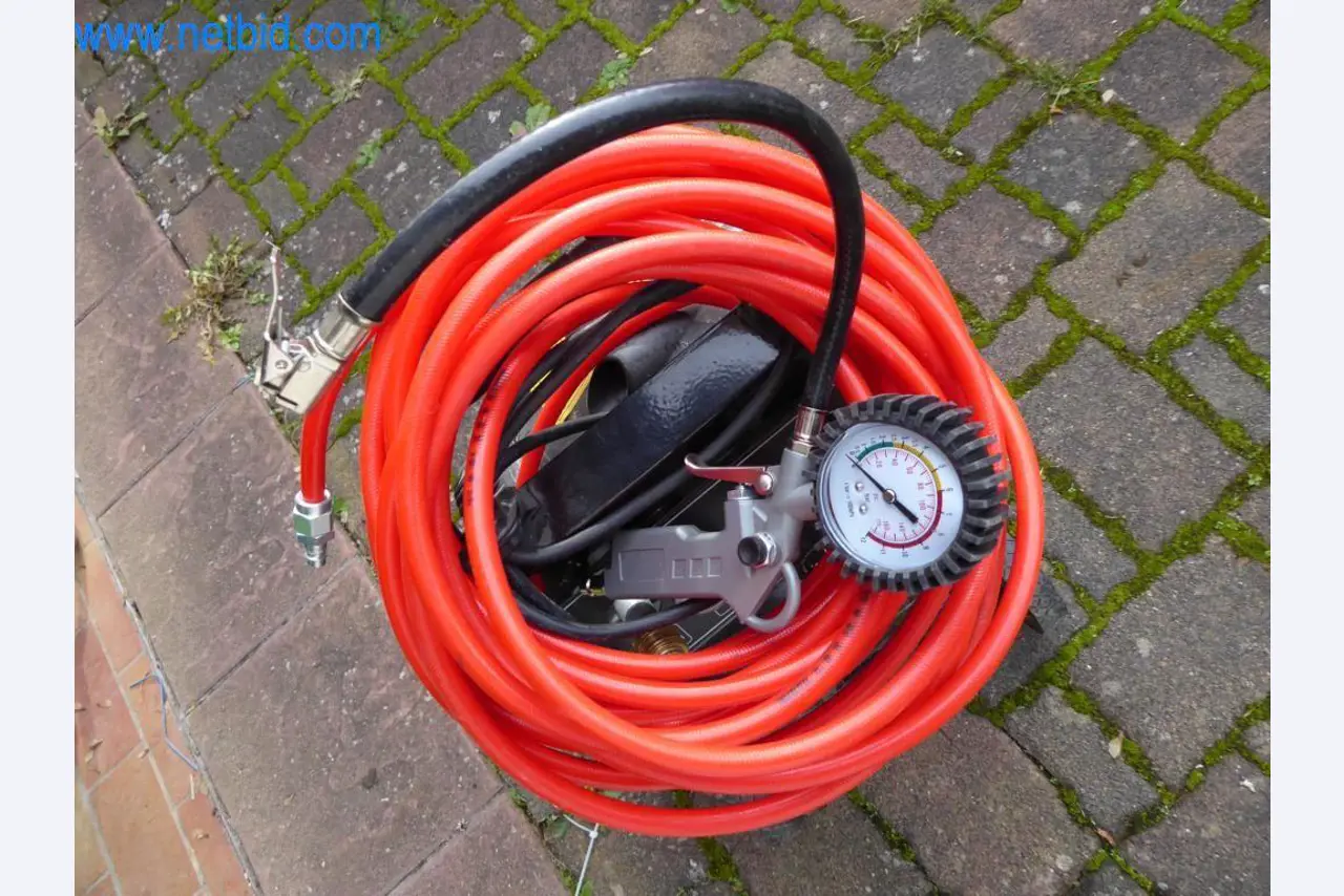 Machines and vehicles from the field of electrical installation and photovoltaics-3