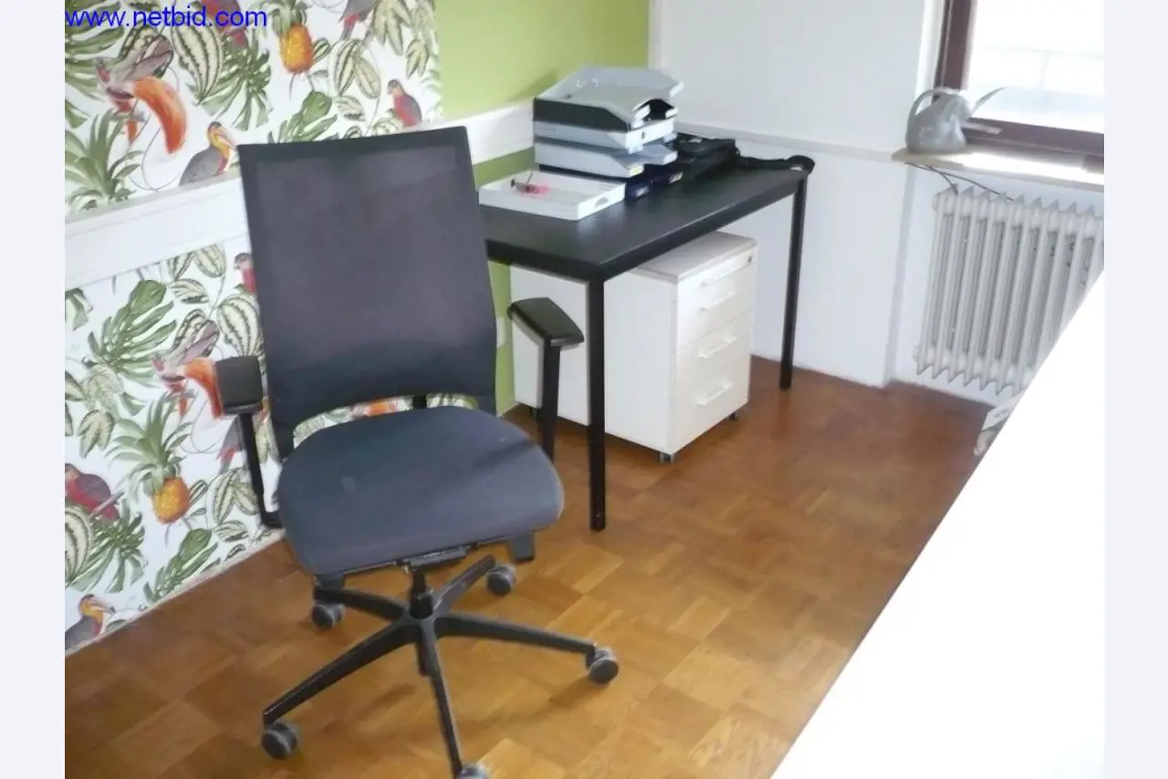 Autobuses y autocares, equipamiento de talleres, oficinas y empresas-3