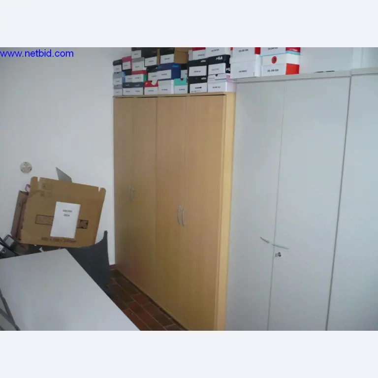 Autobuses y autocares, equipamiento de talleres, oficinas y empresas-2