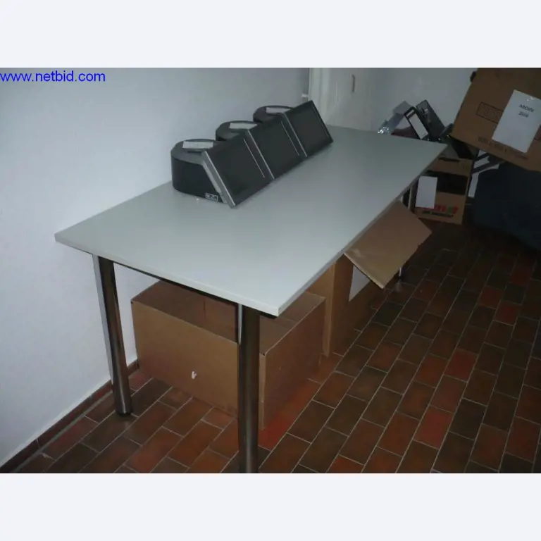 Autobuses y autocares, equipamiento de talleres, oficinas y empresas-3