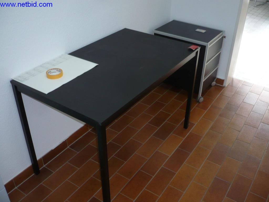 Autobuses y autocares, equipamiento de talleres, oficinas y empresas-1