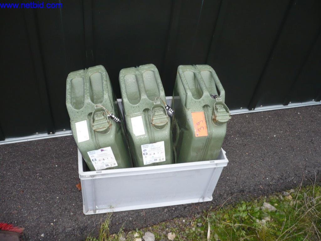 Autobuses y autocares, equipamiento de talleres, oficinas y empresas-1