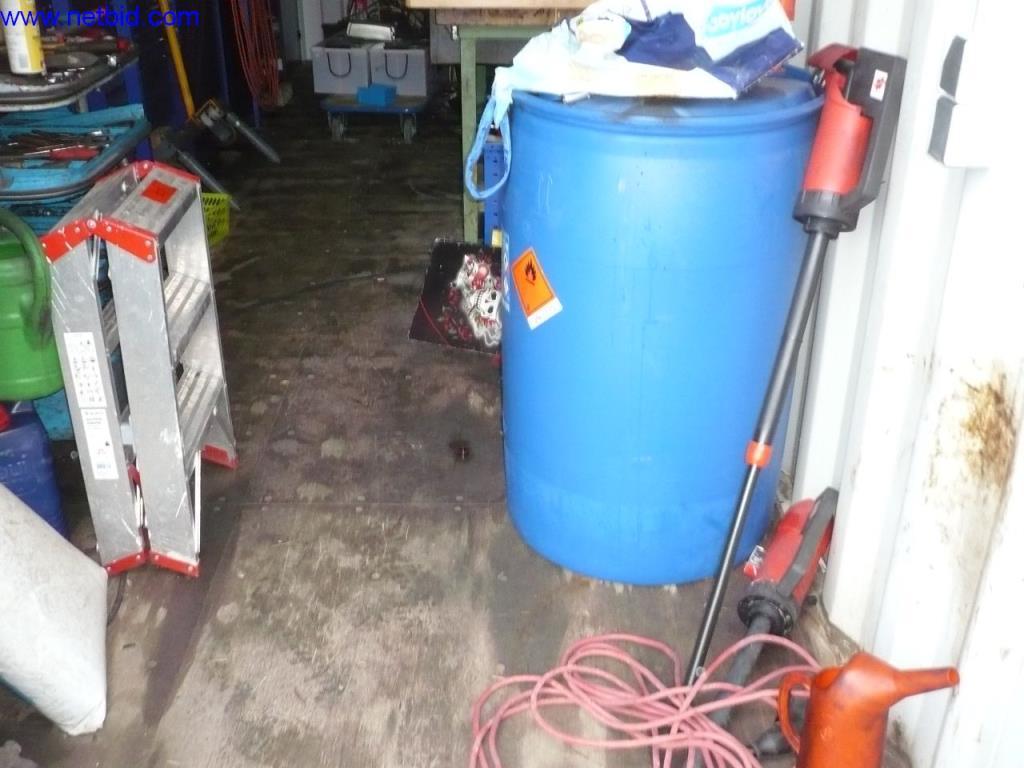 Autobusy i autokary, wyposażenie warsztatów, biur i firm-3