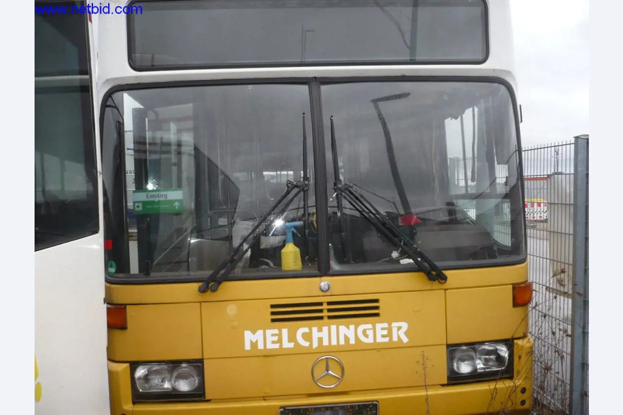 Avtobusi, delavnice, pisarniška in poslovna oprema-1