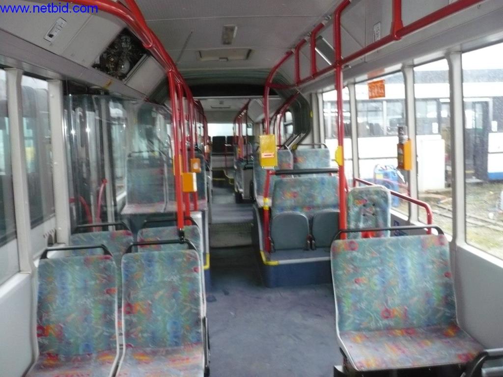 Autobusy a autokary, dílenské, kancelářské a obchodní vybavení-2