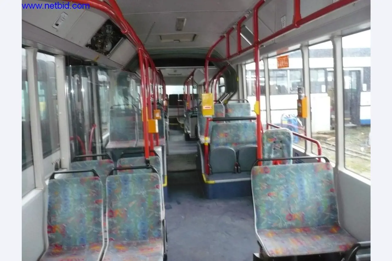 Avtobusi, delavnice, pisarniška in poslovna oprema-2