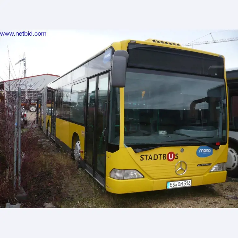 Autobus, équipement d'atelier, de bureau et de commerce-1