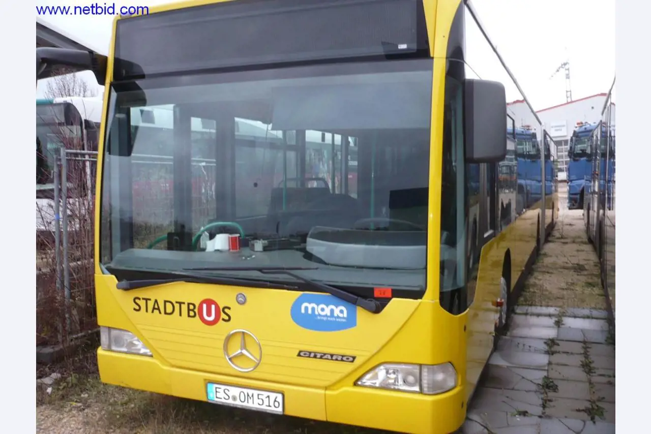 Autobus, équipement d'atelier, de bureau et de commerce-2